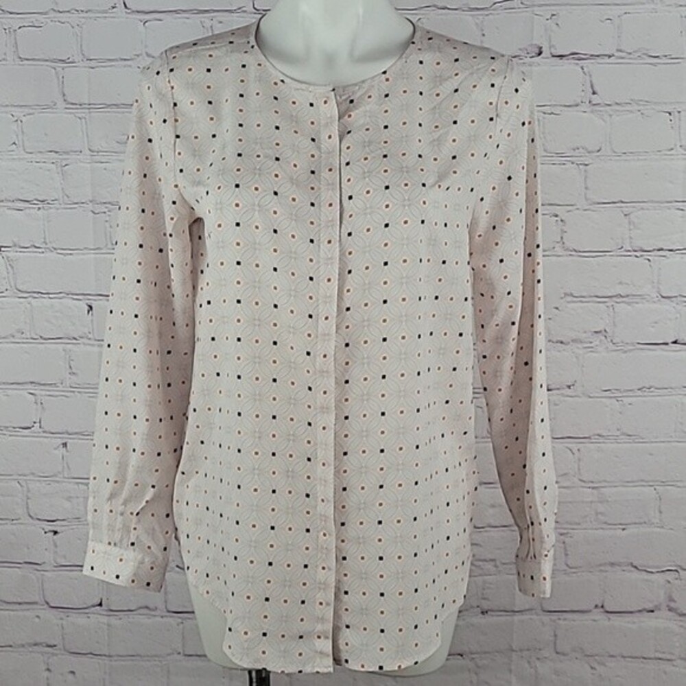 Violet & Claire Women's Medium Button Down Top Multicolored Geometric Print work